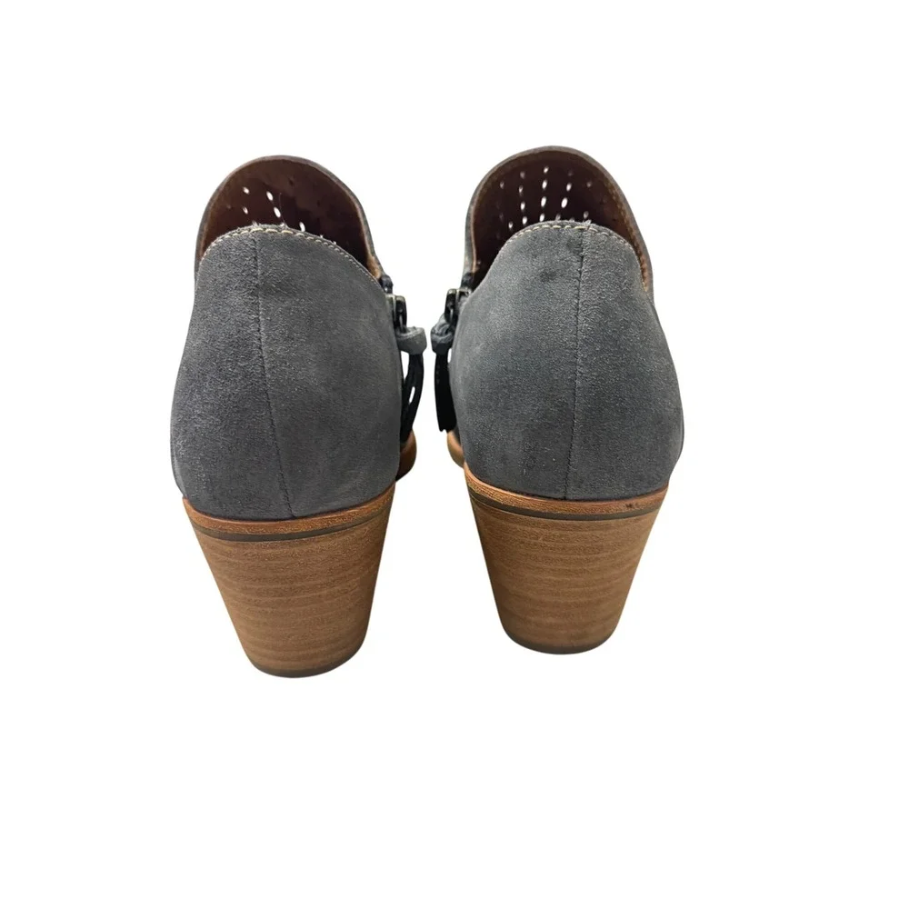 Sofft Amberly Booties  Size 10 M Gray Suede Laser Cut Block Heel‎ Side Zip
